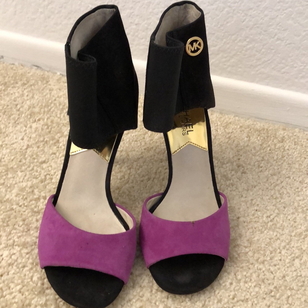 MKMichael Kors Boutique Stiletto Booties BlackW/ Fuchsia Suede Like New Size5.5 - Picture 2 of 7
